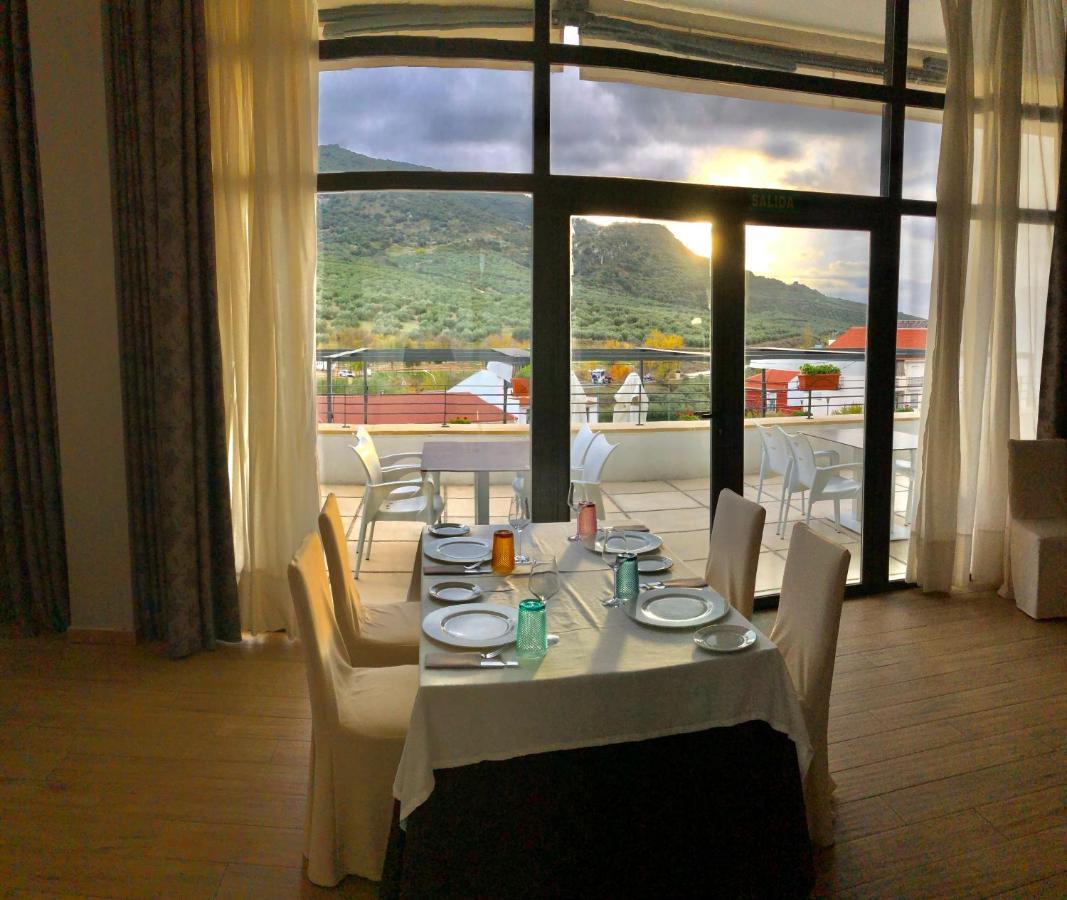 Hotel Mencia Subbetica Dona Mencia Екстер'єр фото