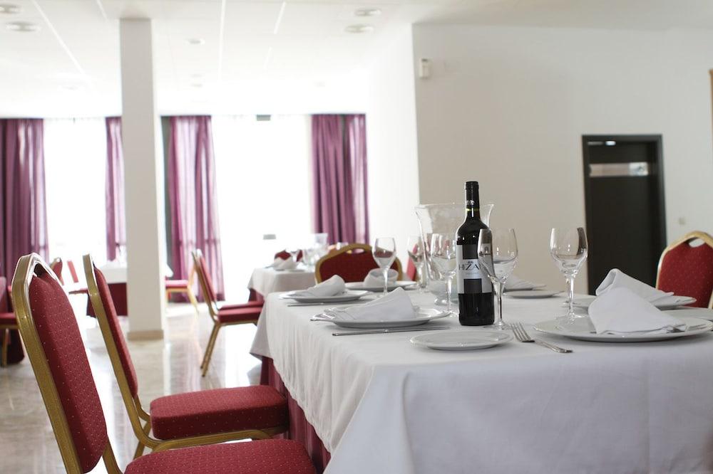 Hotel Mencia Subbetica Dona Mencia Екстер'єр фото